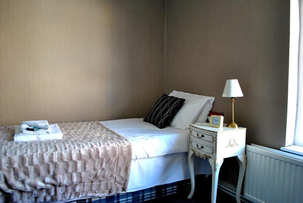 Amber Guesthouse Derby Værelse billede