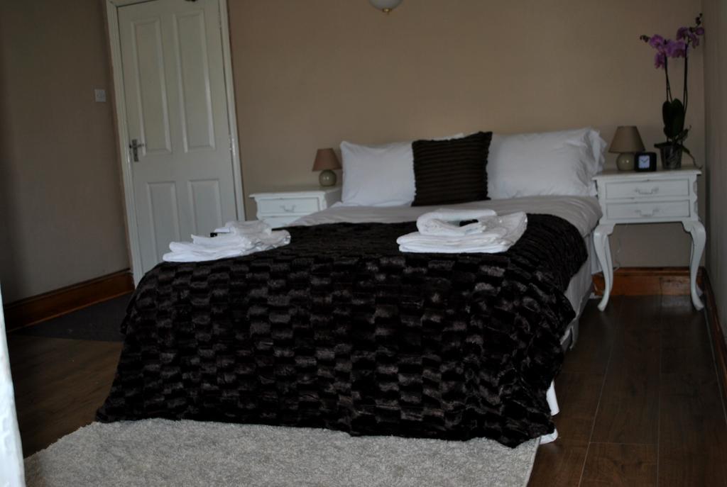 Amber Guesthouse Derby Værelse billede