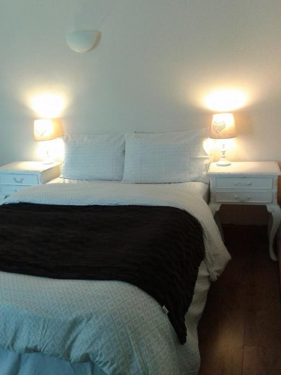 Amber Guesthouse Derby Værelse billede