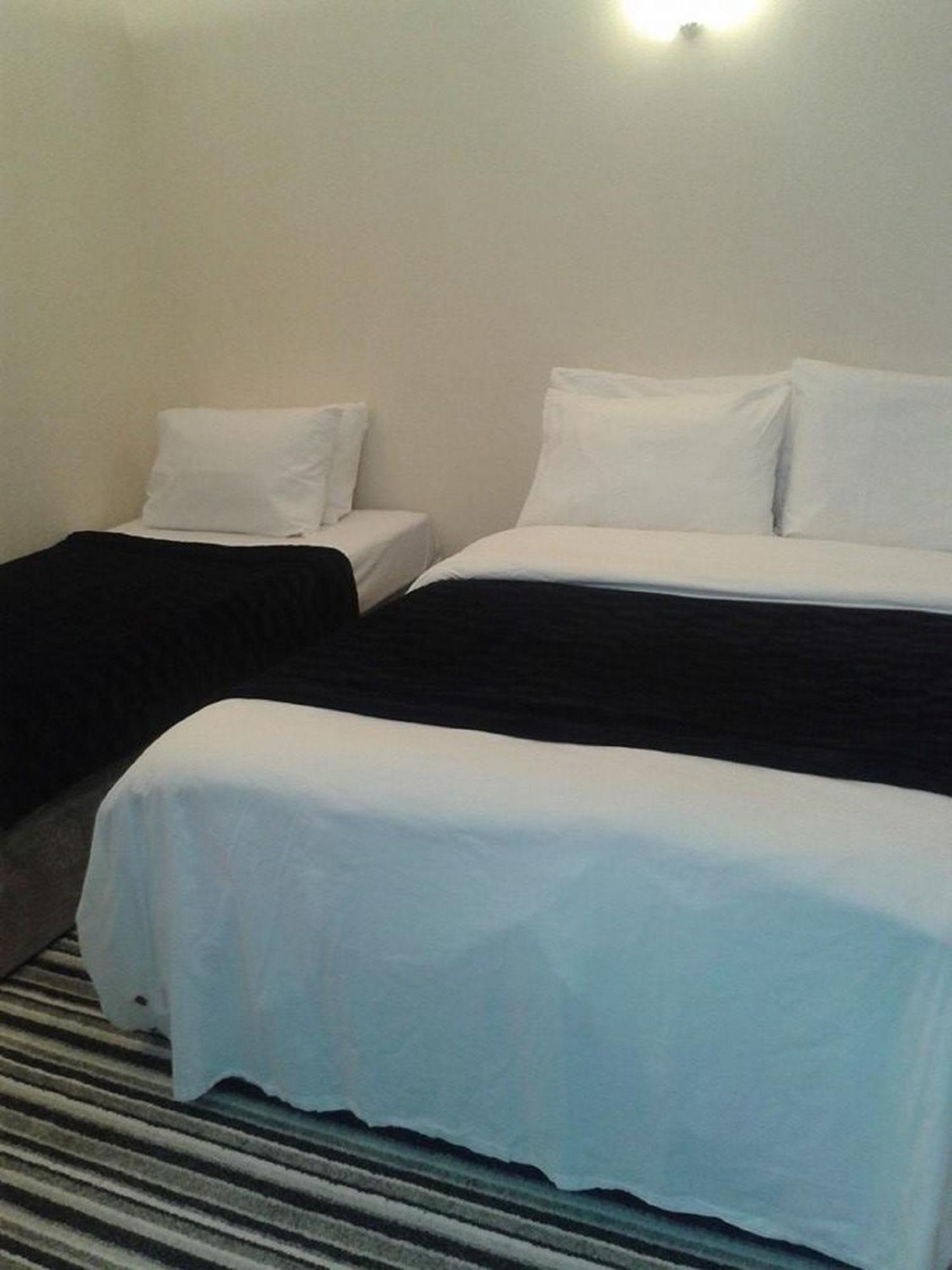 Amber Guesthouse Derby Værelse billede
