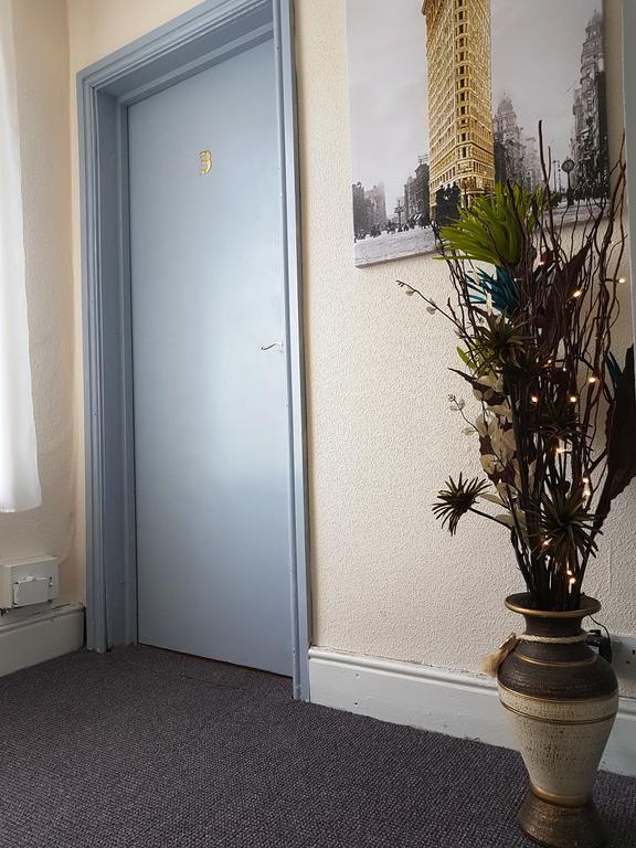 Amber Guesthouse Derby Eksteriør billede